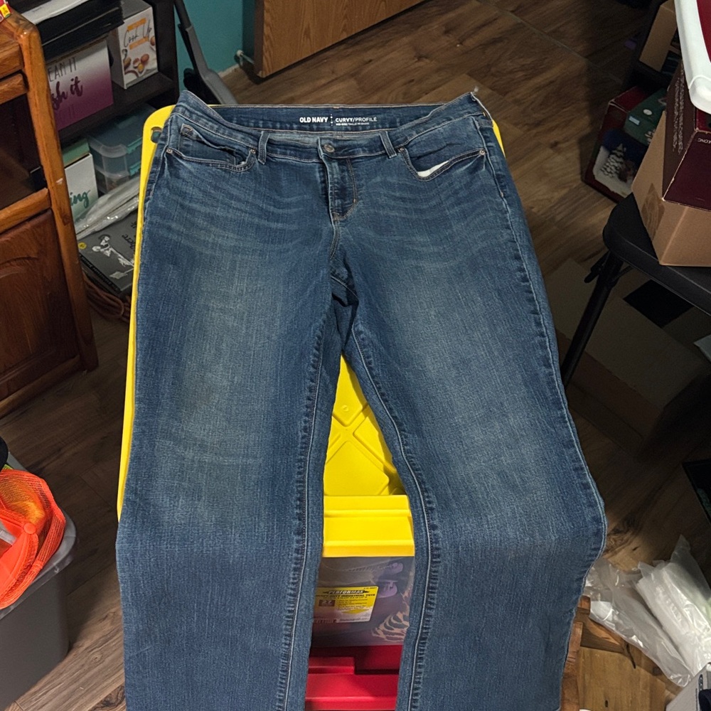 Old Navy Women's Classic Blue Straight Leg Jeans
